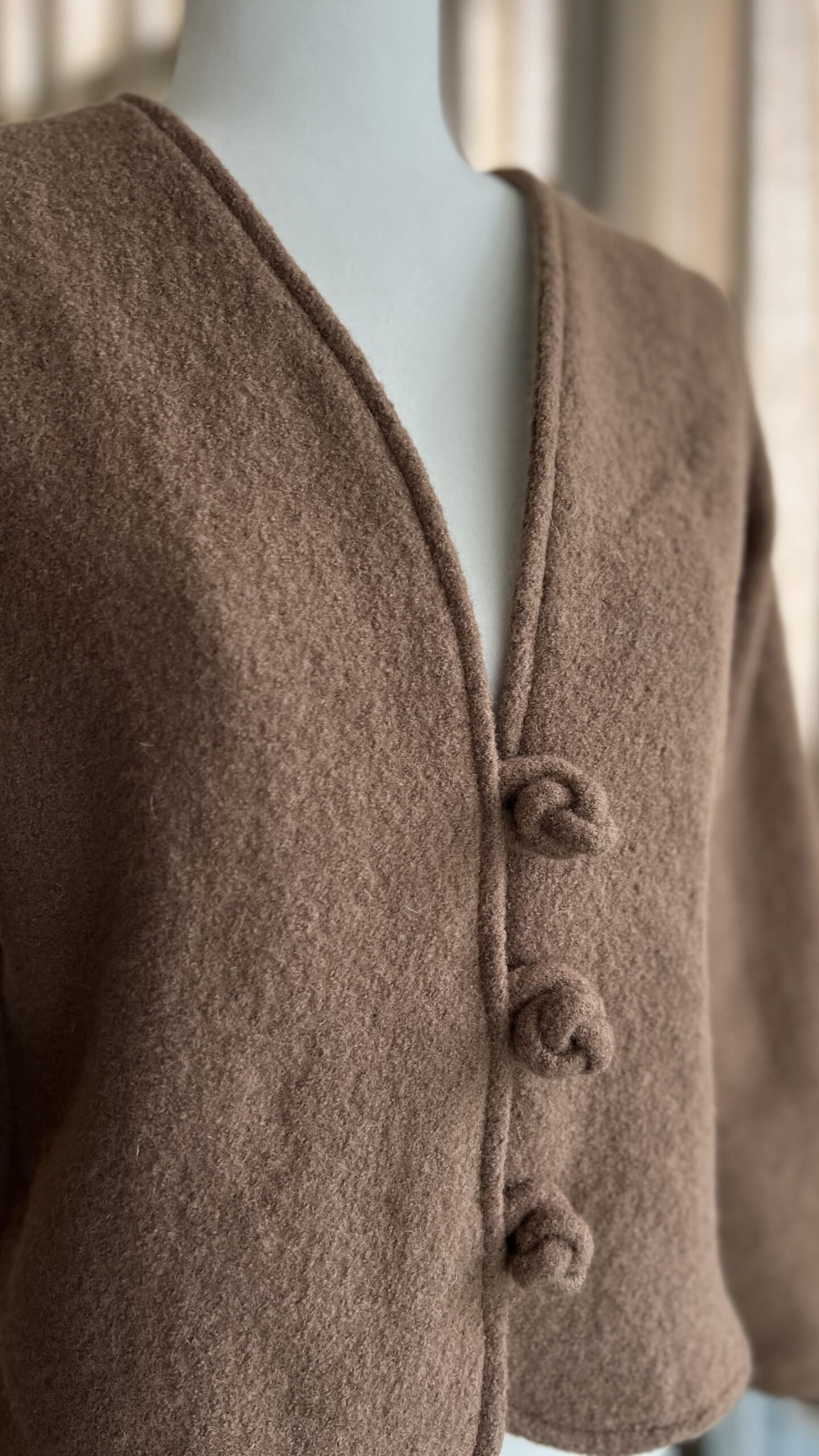 chaqueta camel virgin wool españa
